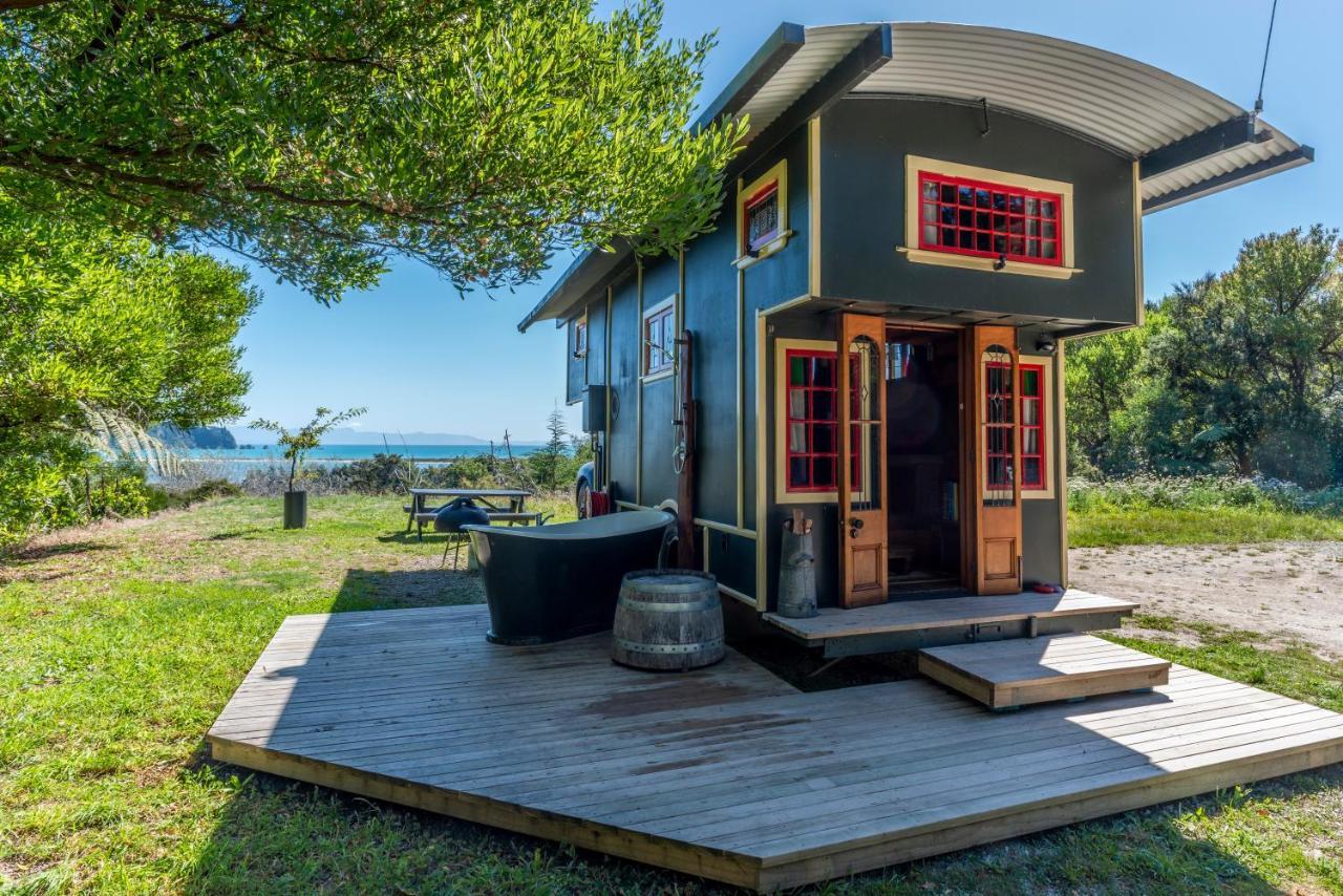 הוילה טקאקה Golden Bay Hideaway מראה חיצוני תמונה
